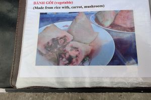 Banh Goi (no mrat) at Madam Lau in Quang Nam