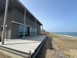 外観（海側） at Haretel in Masuda