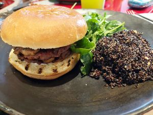 Main / Tex gourmet vurger with black quinoa at Secrets Chueca in Madrid