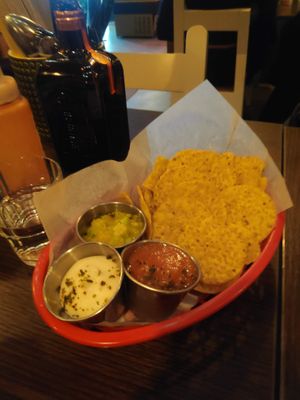 Starter "Nacho Y Salsa" at La Tia Taco in Falun