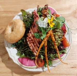 Zi 2.1 Flower Salad w/ Mini Bagel at Cafe Zi - 梔子 in Kowloon