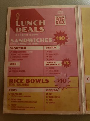 Lunch menu at Mangle in Panama City