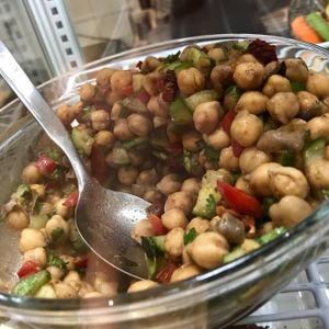 chickpea salad at Green Republic in Erfurt