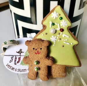 Gingerbread   at The Lime Tree Cafe - Nakheel Mall - Maybe closed in Dubai