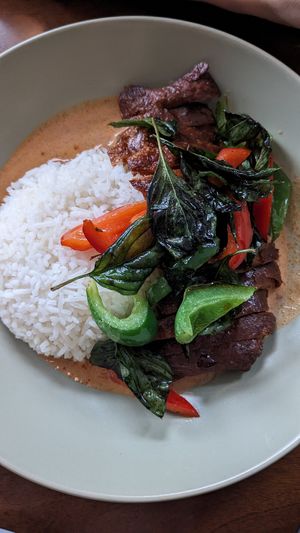 Canard croustillant at Chai - Yo  in Montreal