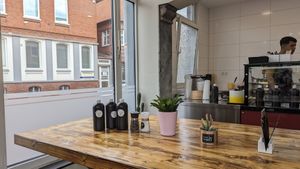  at Kitchen 43 in Aurich