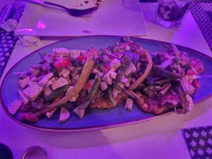 Tofu mix on crispy plantain at Lágrima Negra in Praia