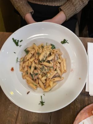 Penne with mushrooms and Walnuss  at LoLu in Duisburg