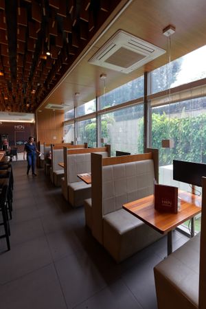  at Hon Café & Work in Manaus