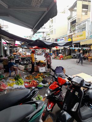 Street market outside at Thuyền Tịnh in Ho Chi Minh City