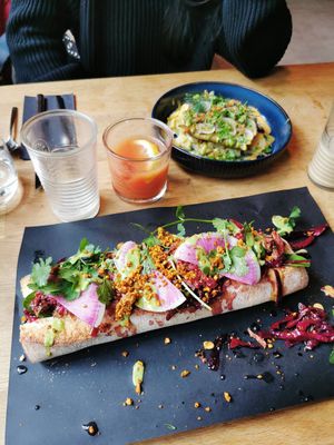 Chimichurri Sandwich & Maultaschen "Heimweh" at SEIN  in Zurich