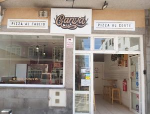 Shopfront at Ganza Pizza in Fuerteventura
