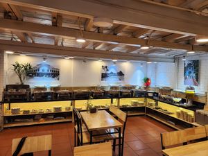 Space at Bồng Bềnh Buffet Chay in Hanoi