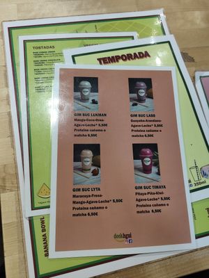 Una de las cartas de bebidas "gym" at DEEKHGUI in Granollers