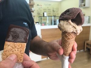 Ice cream sandwich and gelato at Il Gelato Amico - San Massimo in Turin