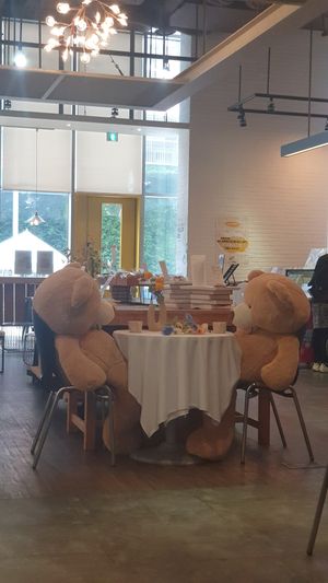  at Café Crown in Gwangju