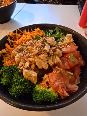 Bowl at Poké GO in Brussels