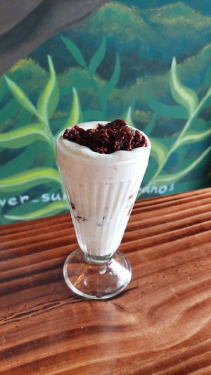 Malteada de vainilla con brownie at Sucursal Vegana in Cali