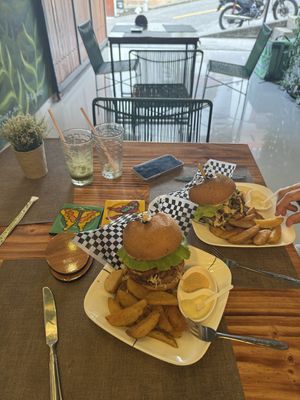   at Sucursal Vegana in Cali