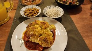 roasted cauliflower in Manchurian sauce with mint roasted chickpeas. super duper! at Tierra Restaurante  in Sucre