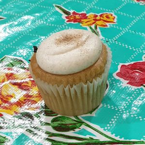 Cupcake at Azla Vegan in Los Angeles