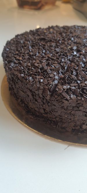 Bolo de Cenoura com Brigadeiro at Casinha Das Delícias Vegan in Santarem