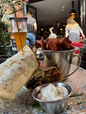 Wrap mit Süßkartoffelpommes  at TWO SIX NINE in Frankfurt