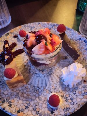 Dessertplatte at TWO SIX NINE in Frankfurt