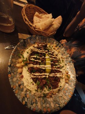 Humus Sinya at TWO SIX NINE in Frankfurt