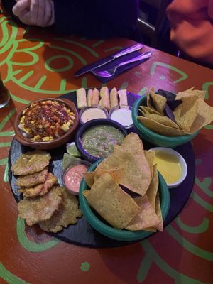 Vorspeisen Platte  at Alebrijes in Frankfurt