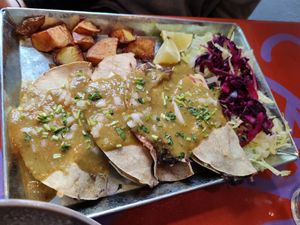 Nr. 138 Frijoles con queso at Alebrijes in Frankfurt