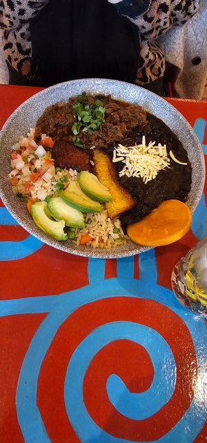 Venezuelanisches Nationalgericht at Alebrijes in Frankfurt