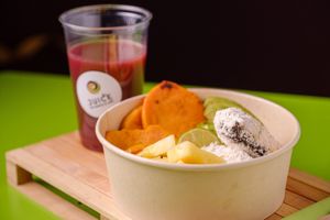  at Juice Bio Bistrot in Pavia