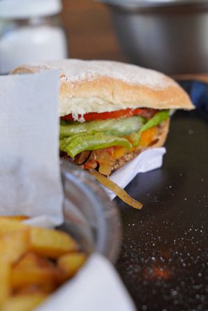 Sándwich de milanesa vegana  at El Puestito del Tío in Buenos Aires