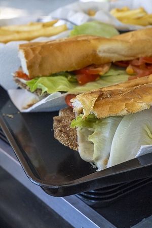 Sándwich de milanesa vegana  at El Puestito del Tío in Buenos Aires