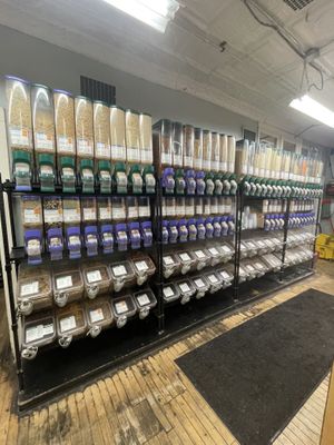 Bulk section   at Syracuse Cooperative Market in Syracuse