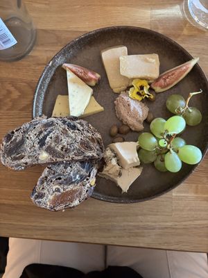 Käseplatte  at Unterfreunden in Luebeck