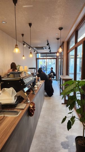  at Slow Rush Coffee in Kamakura