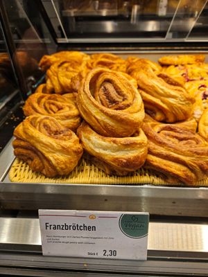 'Franzbrötchen' - pastry with cinnamon and sugar (2.30) at Kamps in Frankfurt