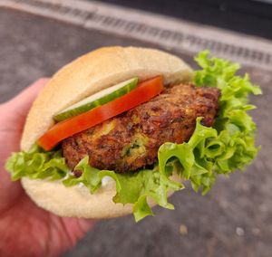 Green burger at Kamps in Frankfurt