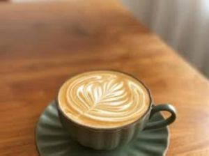 café com leite at Tian Jie in Nazare