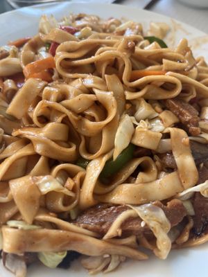 Noodles con verdure buonissime e abbondanti  at Tian Jie in Nazare