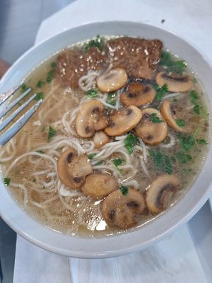 Simple past with mushroom and soy at Tian Jie in Nazare