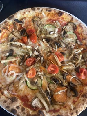 Pizza vegana   at Ristorante Sergio Crivelli  in Matosinhos