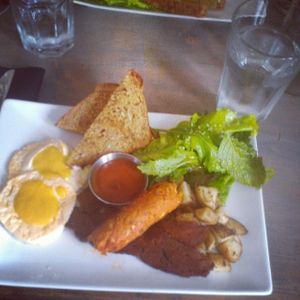 Country vegan breakfast at enVie A Vegan Kitchen in Halifax