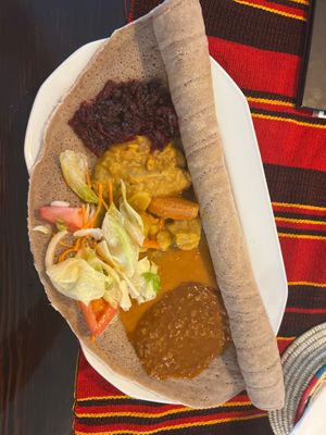 Bayeynet  at Habeshawi in Poznan