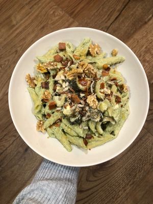 Pennes Rigate au pesto végétal de courgettes et noix, courgettes cuites à l’ail et à la crème citronnée, bacon végétal et noix concassées.  at Horaé in Aix-en-provence