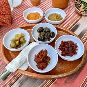 🌱 Bazlama plate #Veganuary at Sultan-i Yegah in San Cristobal De Las Casas