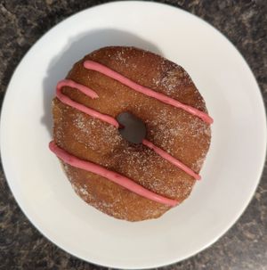 Raspberry Ginger doughnut at Poppy Shop in Portland