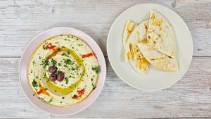 Housemade hummus and pita at Whole Green Cafe in Pompano Beach